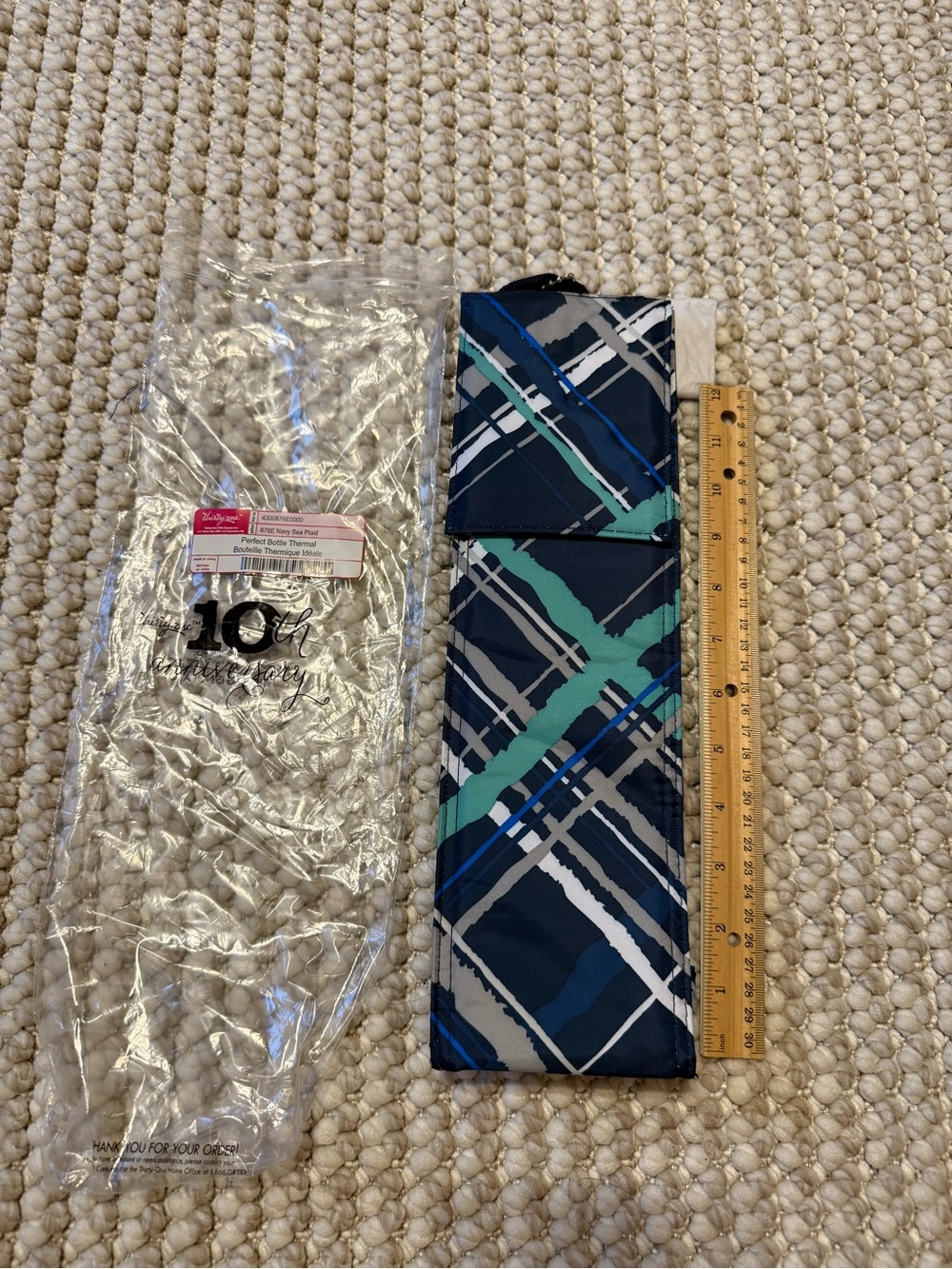 thirty-one Navy Plaid bottle thermal. New with tag.